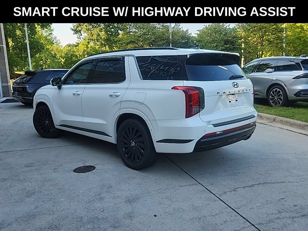 Used 2024 Hyundai Palisade Calligraphy AWD/4WD image 3