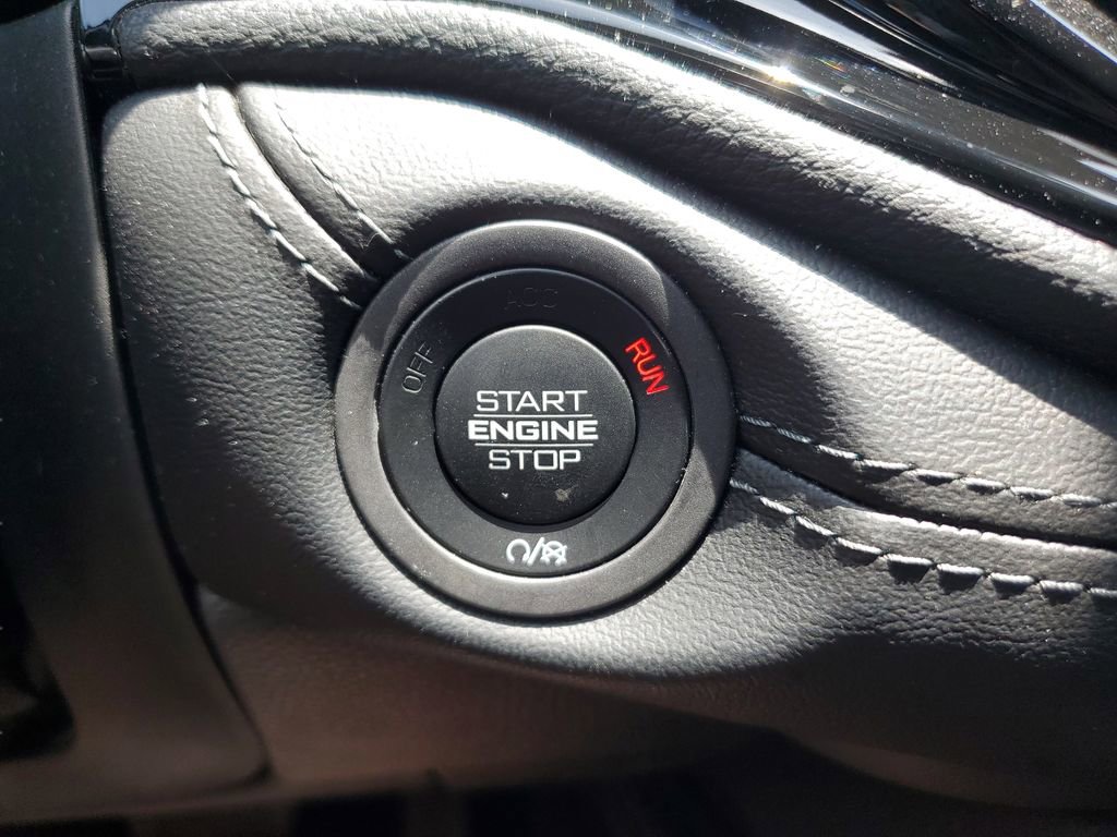 Used 2022 Dodge Durango GT RWD image 22