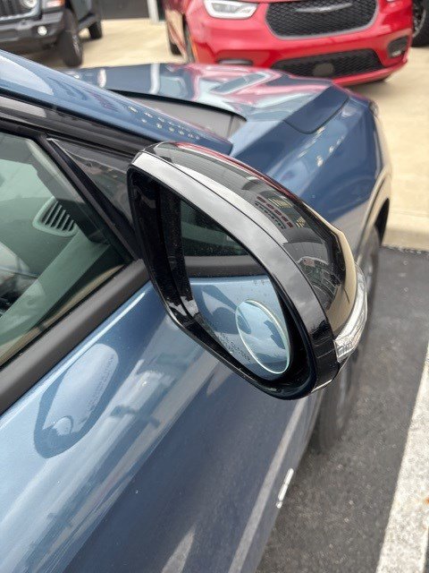 Used 2025 Buick Envista Sport Touring w/ Convenience I Package image 5