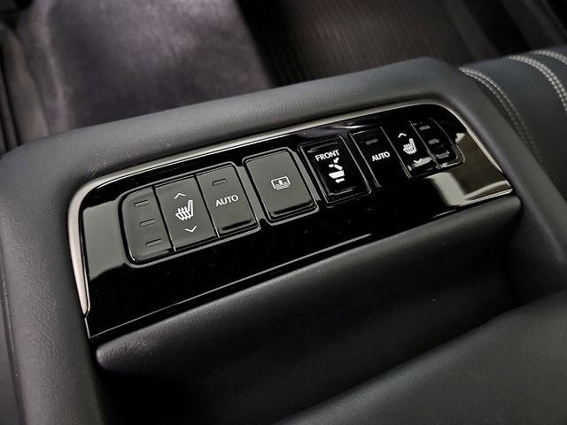 Used 2022 Lexus LS 500 w/ Interior Upgrade Package RWD image 13