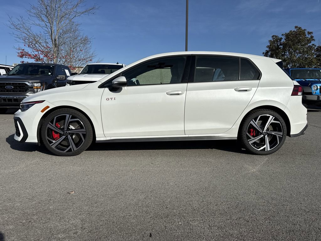 New 2026 Volkswagen GTI SE image 2