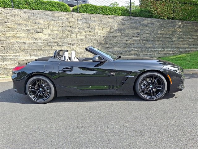New 2026 BMW Z4 sDrive30i w/ Premium Package image 8