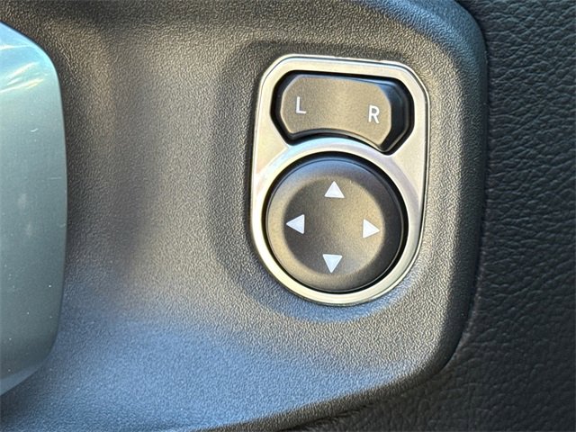 Used 2022 Jeep Gladiator Overland image 21