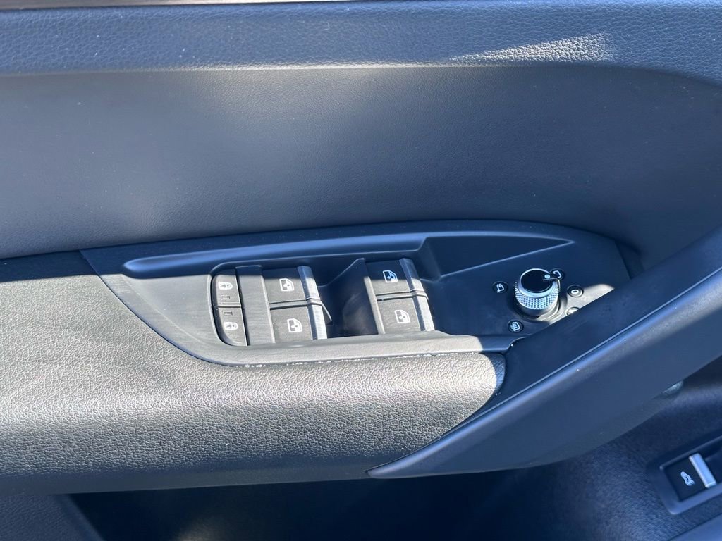 Used 2023 Audi Q5 2.0T Premium w/ Convenience Package image 20