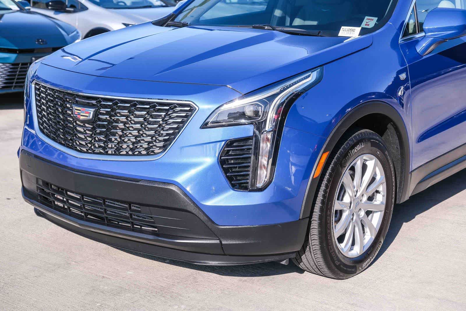 Used 2023 Cadillac XT4 Luxury w/ Driver Awareness Package FWD image 11
