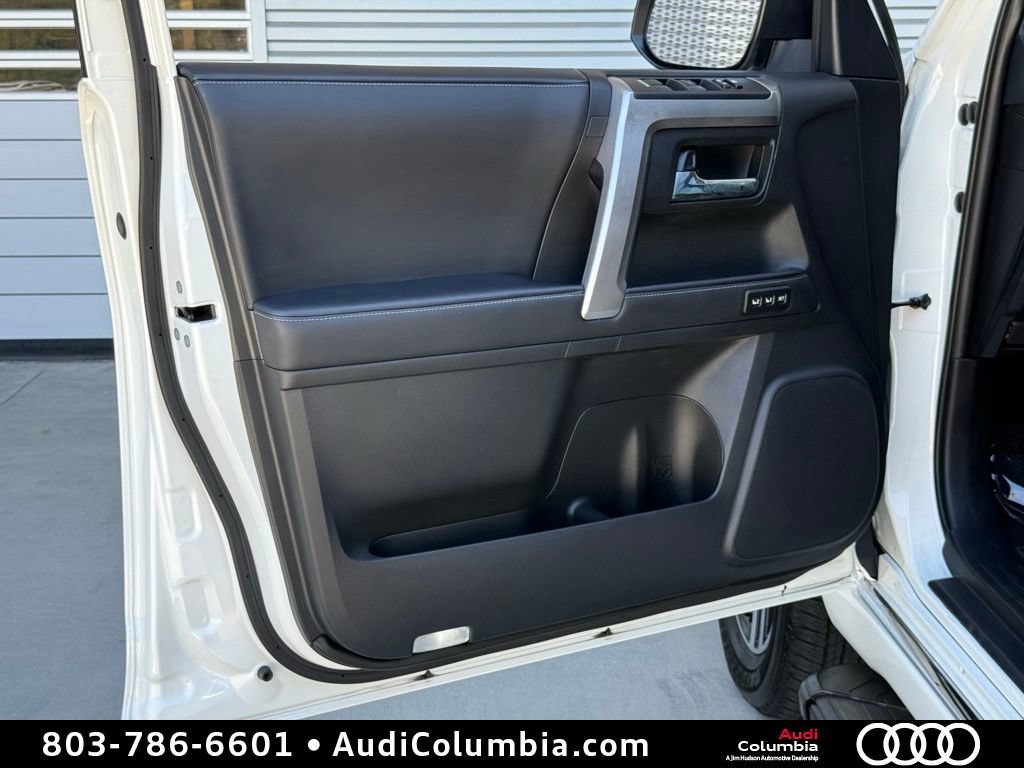 Used 2023 Toyota 4Runner Limited AWD/4WD image 20