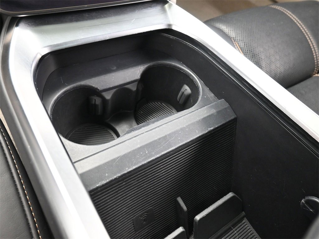Used 2022 Lucid Air Grand Touring image 25