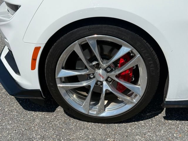 Used 2022 Chevrolet Camaro SS RWD image 5