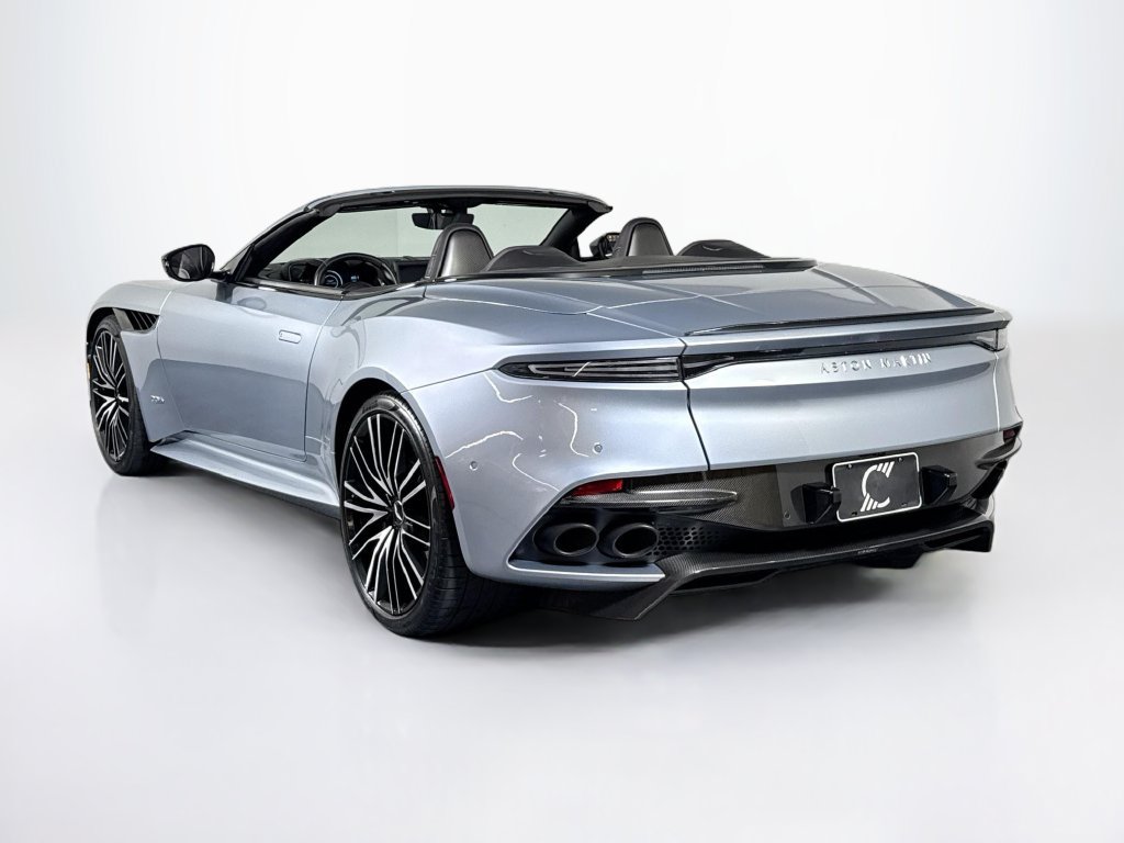 Used 2020 Aston Martin DBS Superleggera Volante RWD image 3