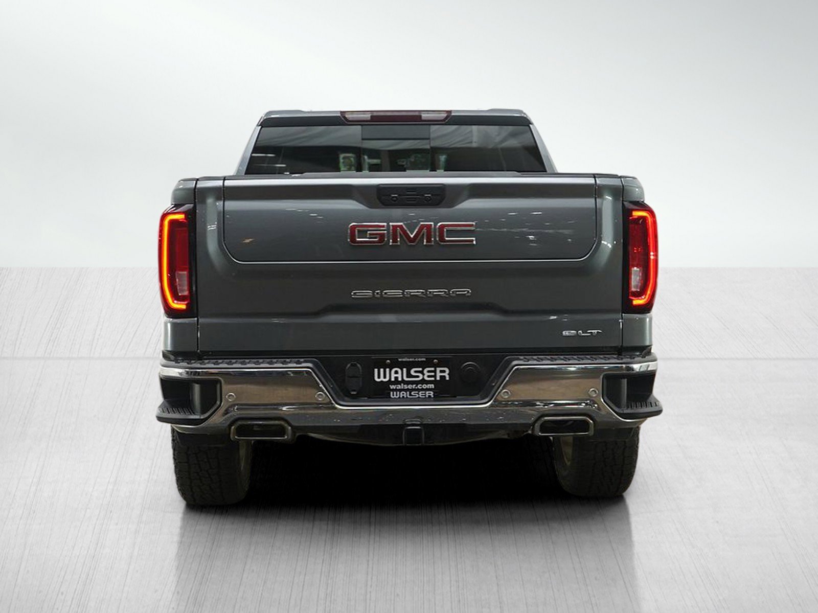 Used 2020 GMC Sierra 1500 SLT w/ SLT Premium Plus Package AWD/4WD image 3