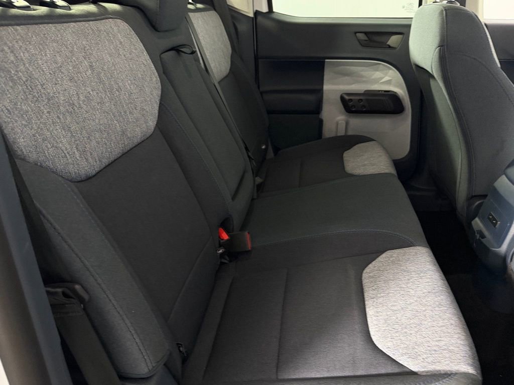 Used 2025 Ford Maverick XLT w/ Equipment Group 302A image 26