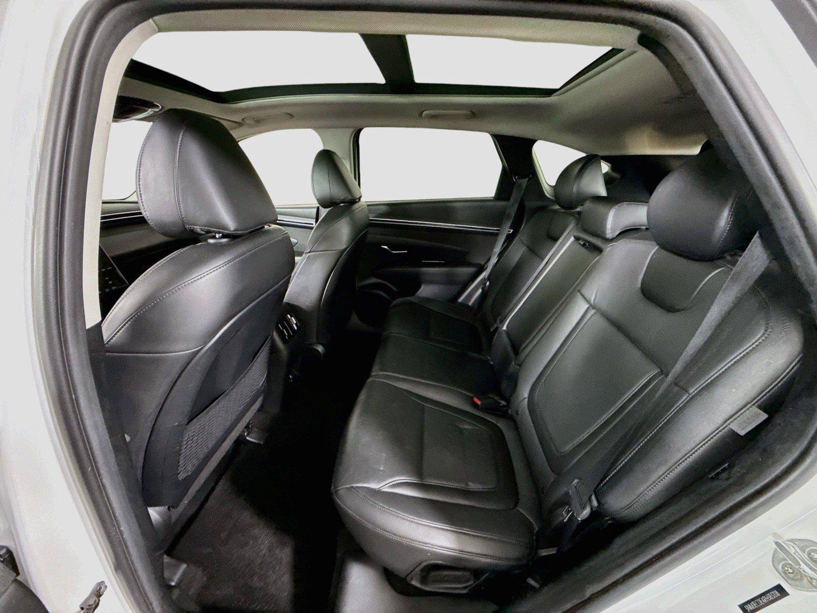 Used 2024 Hyundai Tucson Limited AWD/4WD image 18