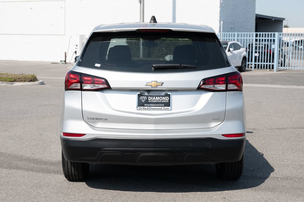 Used 2022 Chevrolet Equinox LS AWD/4WD image 5