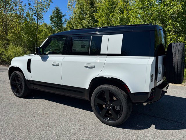 New 2026 Land Rover Defender 110 X-Dynamic SE AWD/4WD image 8