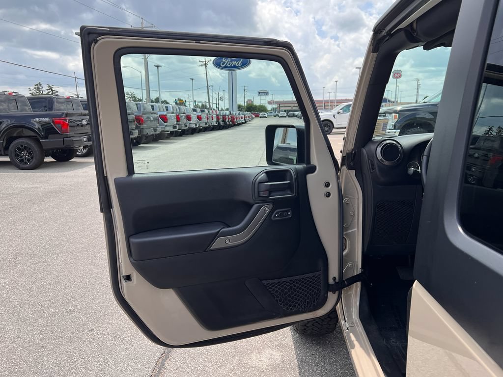 Used 2016 Jeep Wrangler Sport w/ Quick Order Package 24S AWD/4WD image 11