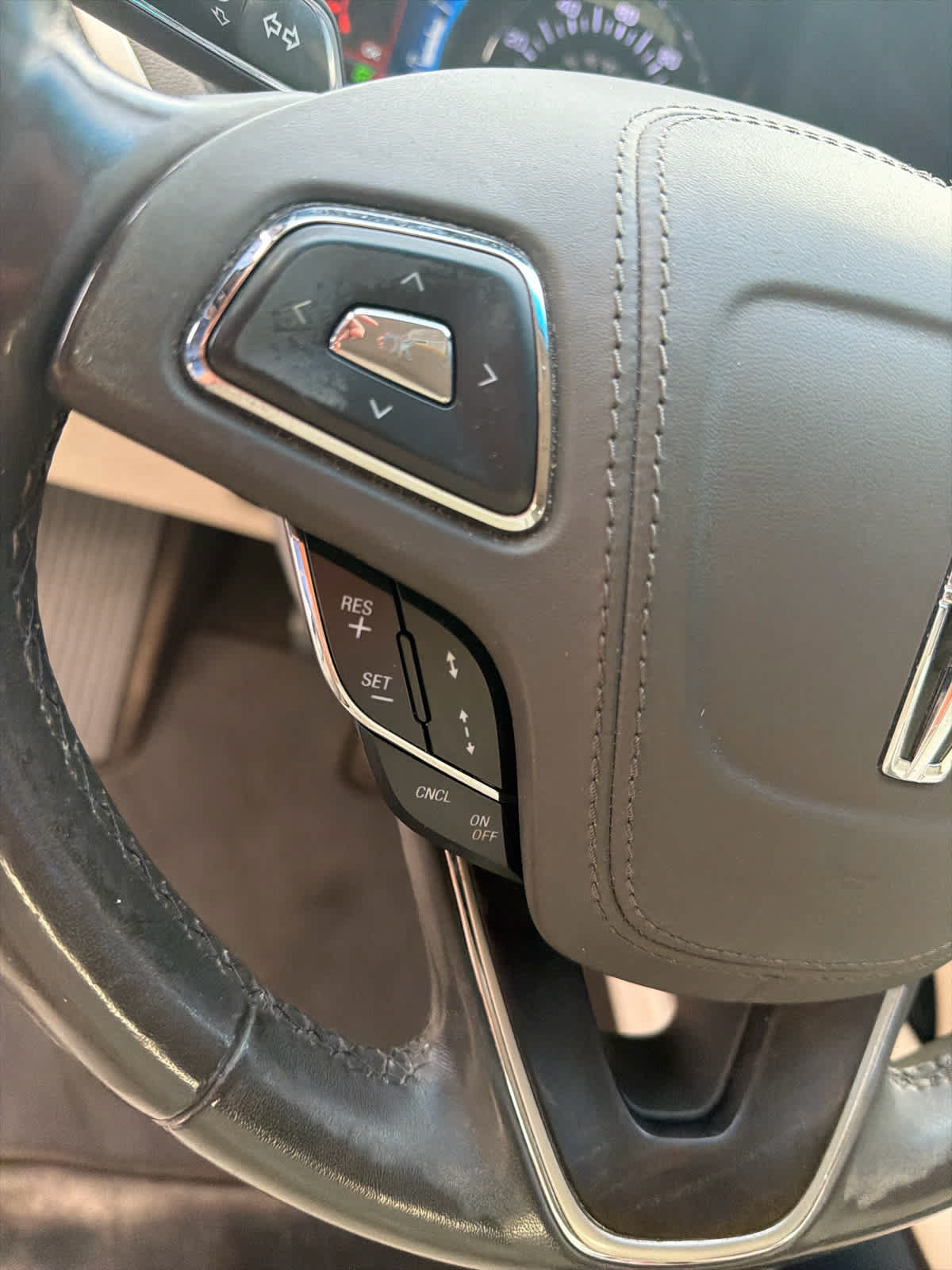 Used 2018 Lincoln MKZ Reserve w/ Technology Package FWD image 21