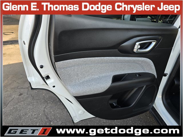Certified 2025 Jeep Compass Latitude AWD/4WD image 27