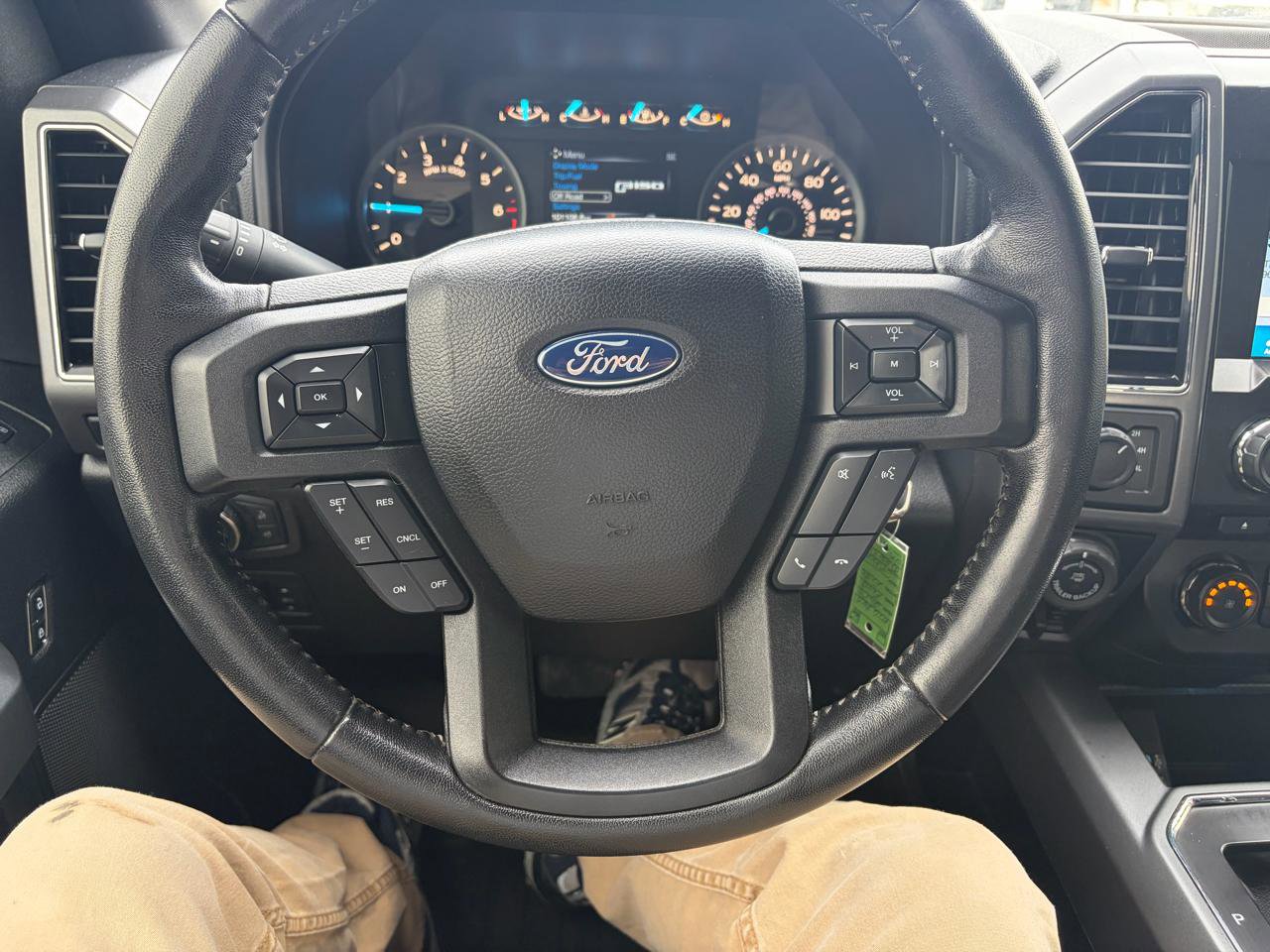 Used 2018 Ford F150 XLT w/ Equipment Group 302A Luxury image 30