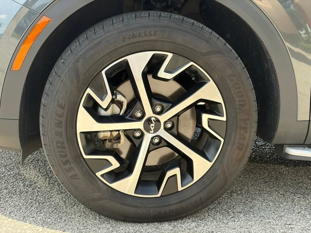 Used 2023 Kia Sportage EX AWD/4WD image 22
