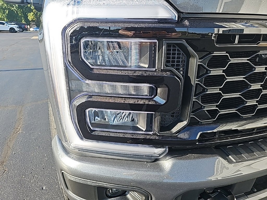 New 2026 Ford F250 XLT w/ XLT Premium Package image 7