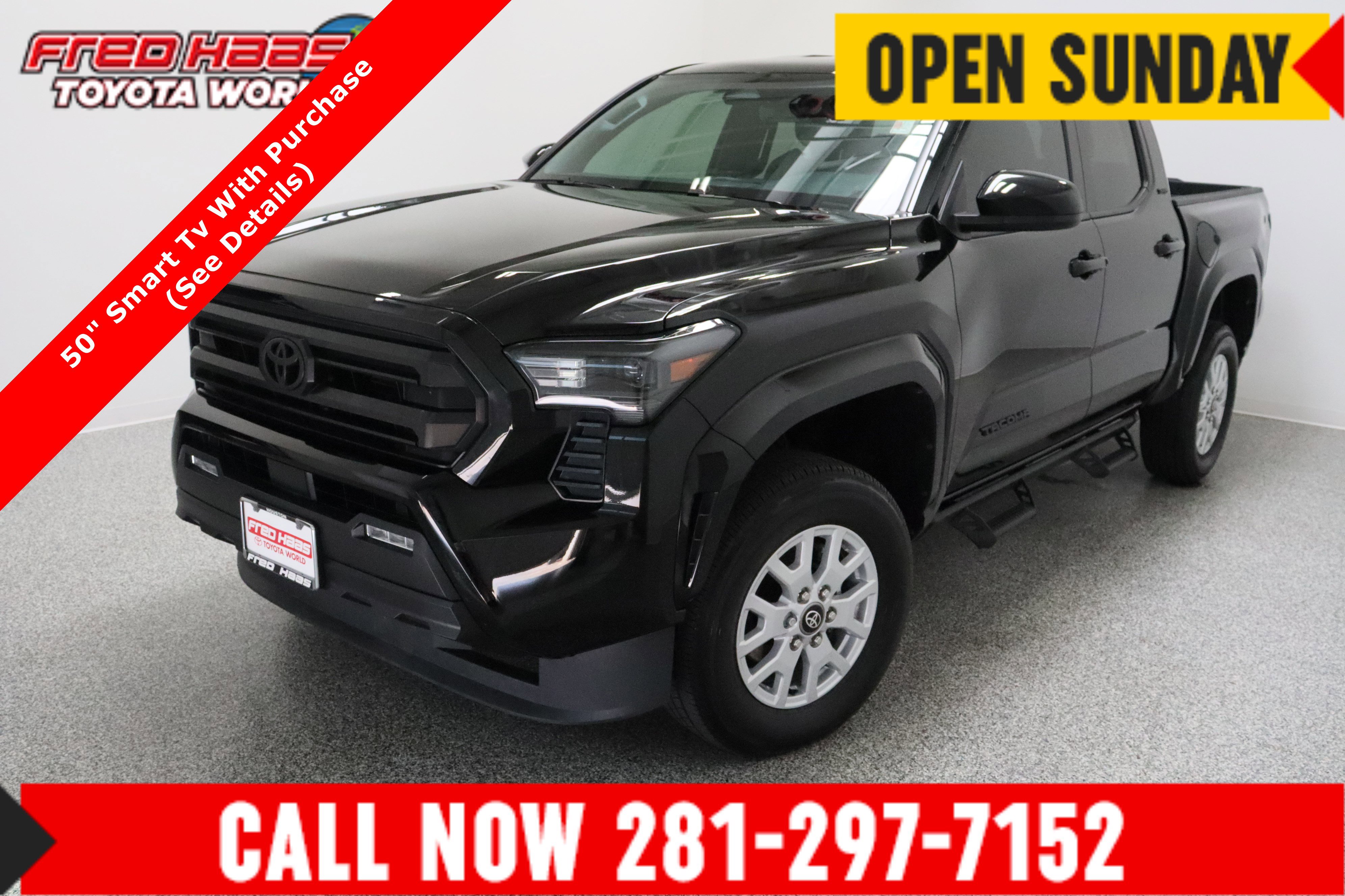 Used 2025 Toyota Tacoma SR5 AWD/4WD image 1