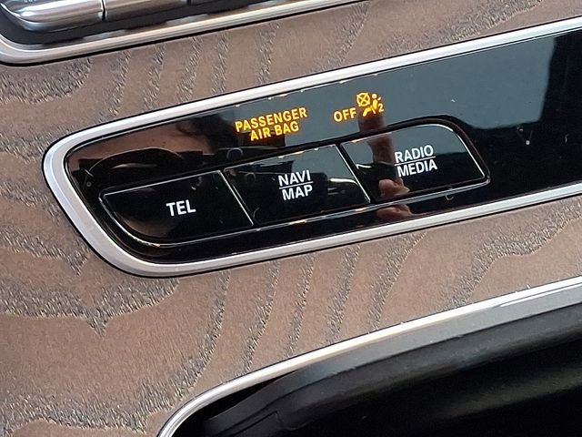 Used 2022 Mercedes-Benz E 350 Sedan image 32