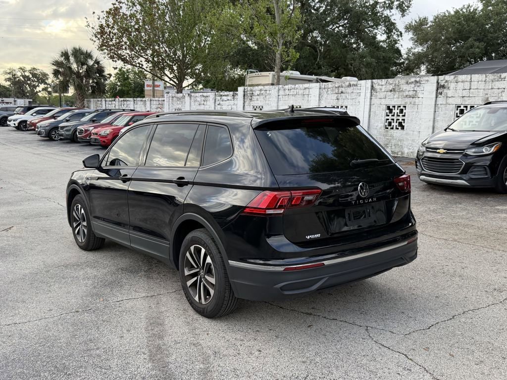Used 2024 Volkswagen Tiguan S image 7