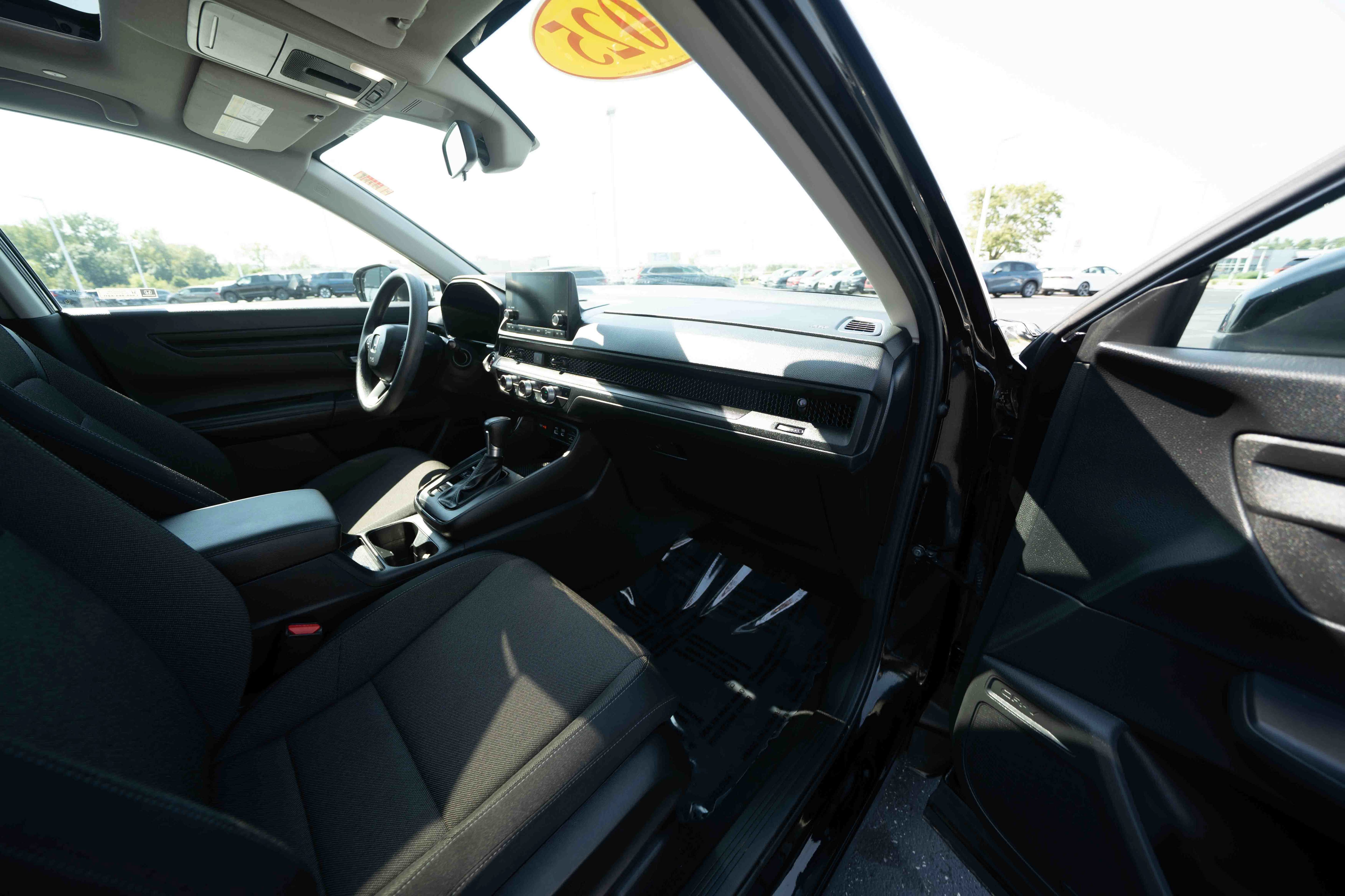 Used 2025 Honda CR-V EX image 26