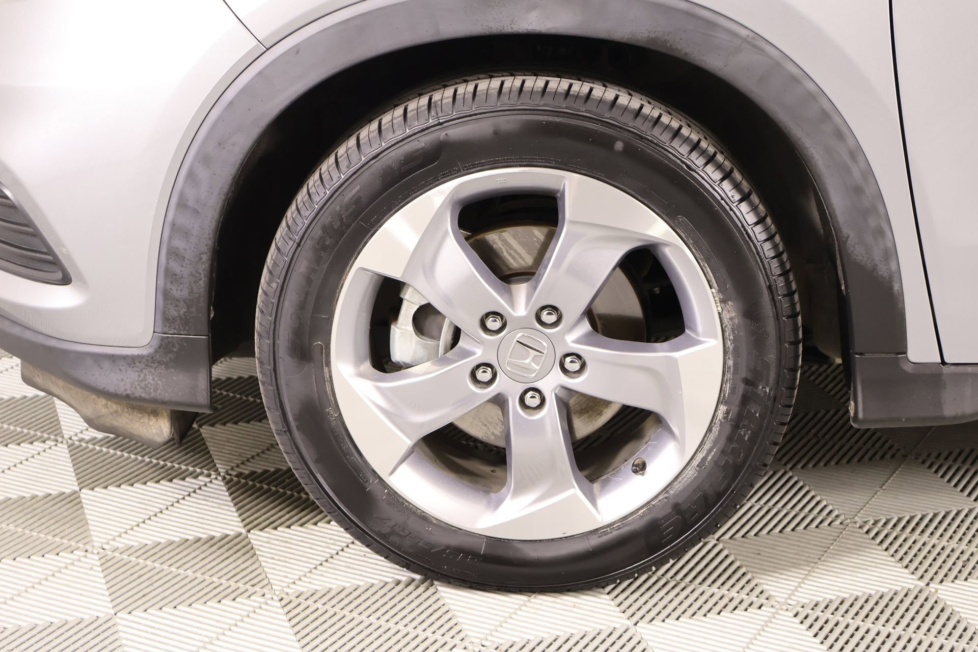 Used 2022 Honda HR-V LX image 16