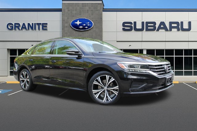 Used 2020 Volkswagen Passat 2.0T SEL FWD image 3
