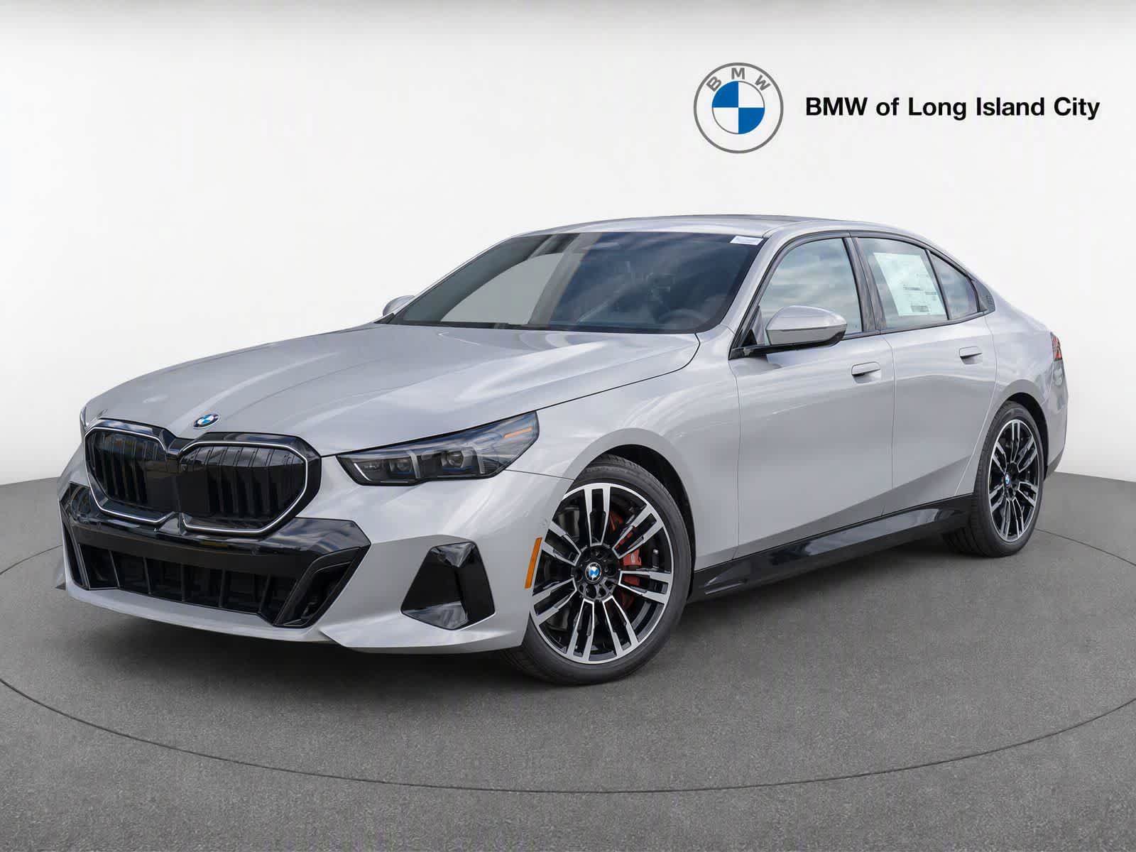 New 2027 BMW 530i xDrive w/ M Sport Package AWD/4WD image 3
