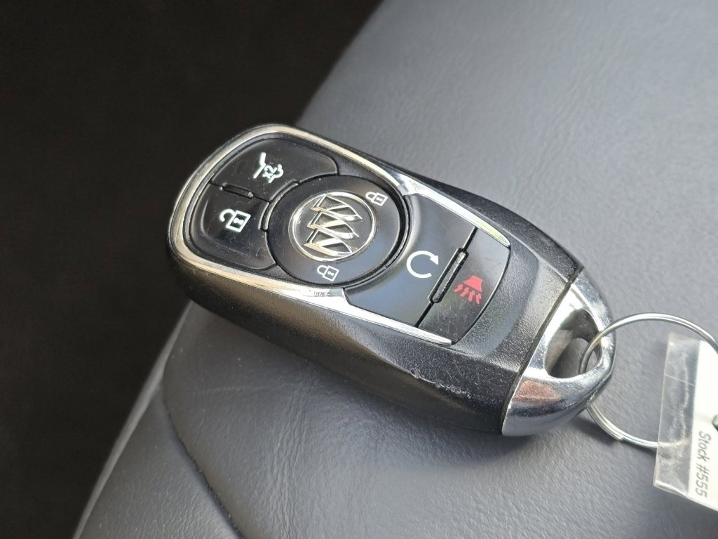 Used 2019 Buick Enclave Essence image 34