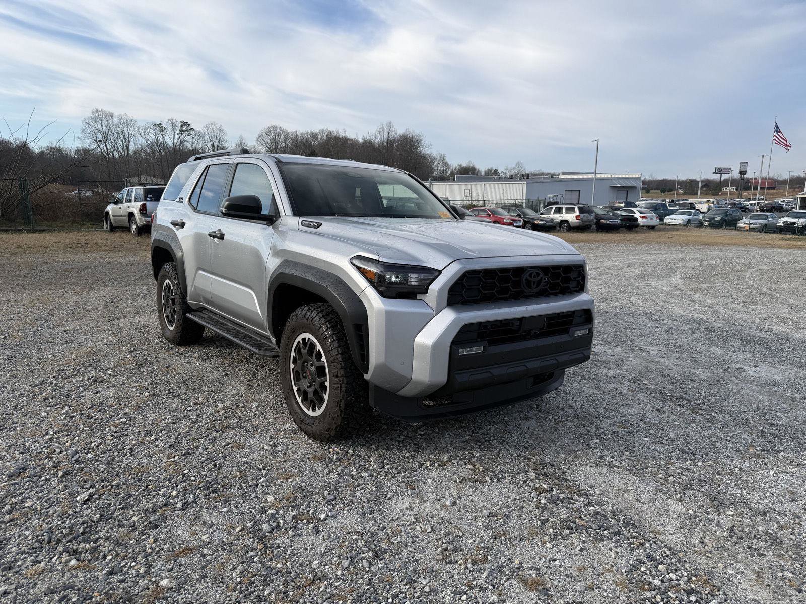 Used 2025 Toyota 4Runner 4WD image 7