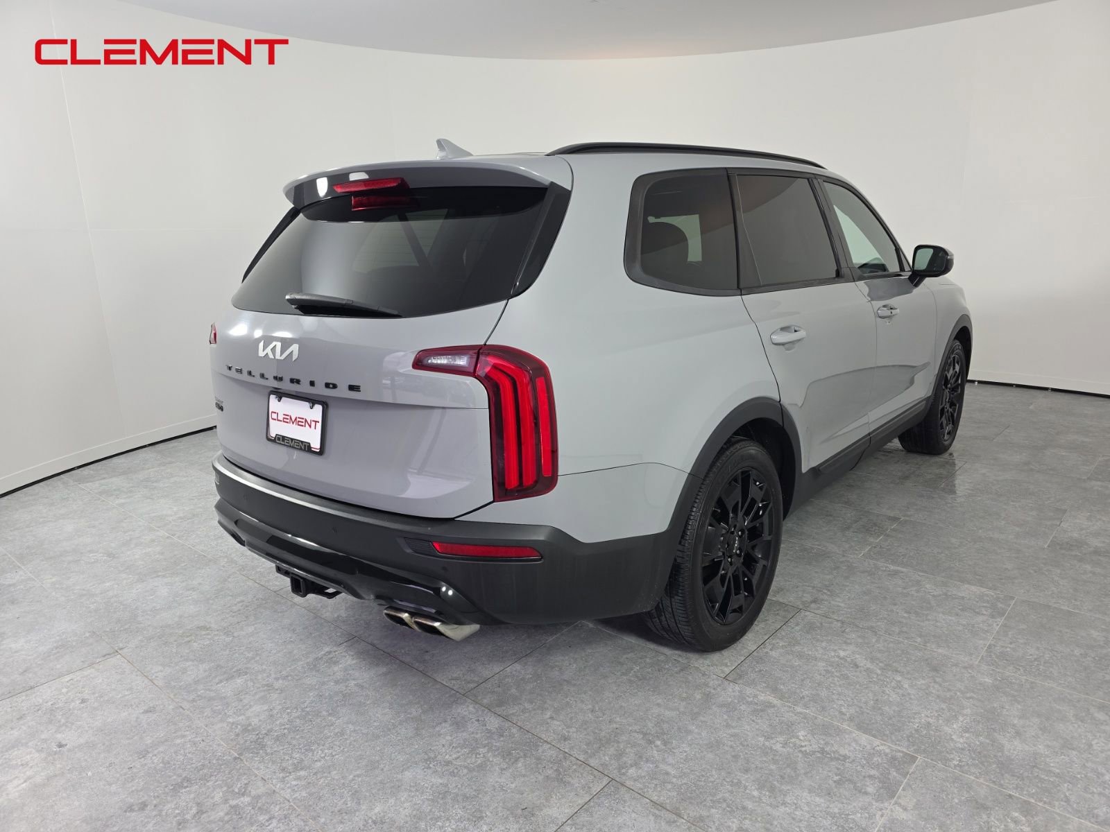 Used 2022 Kia Telluride SX w/ SX Prestige Package image 6