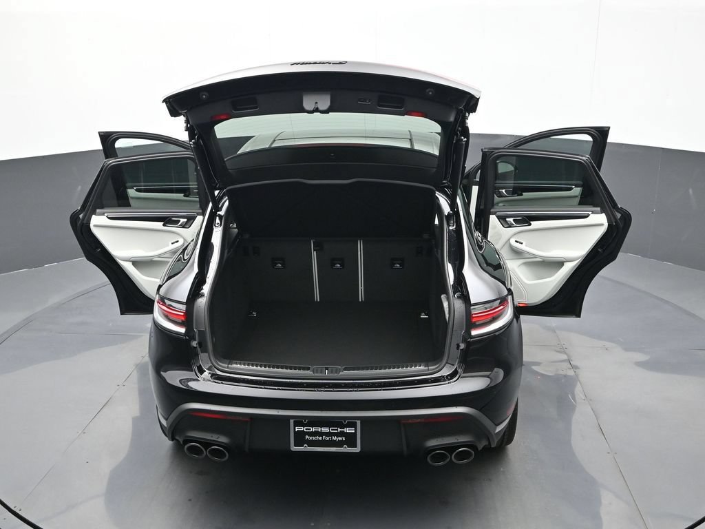 New 2026 Porsche Macan S AWD/4WD image 28