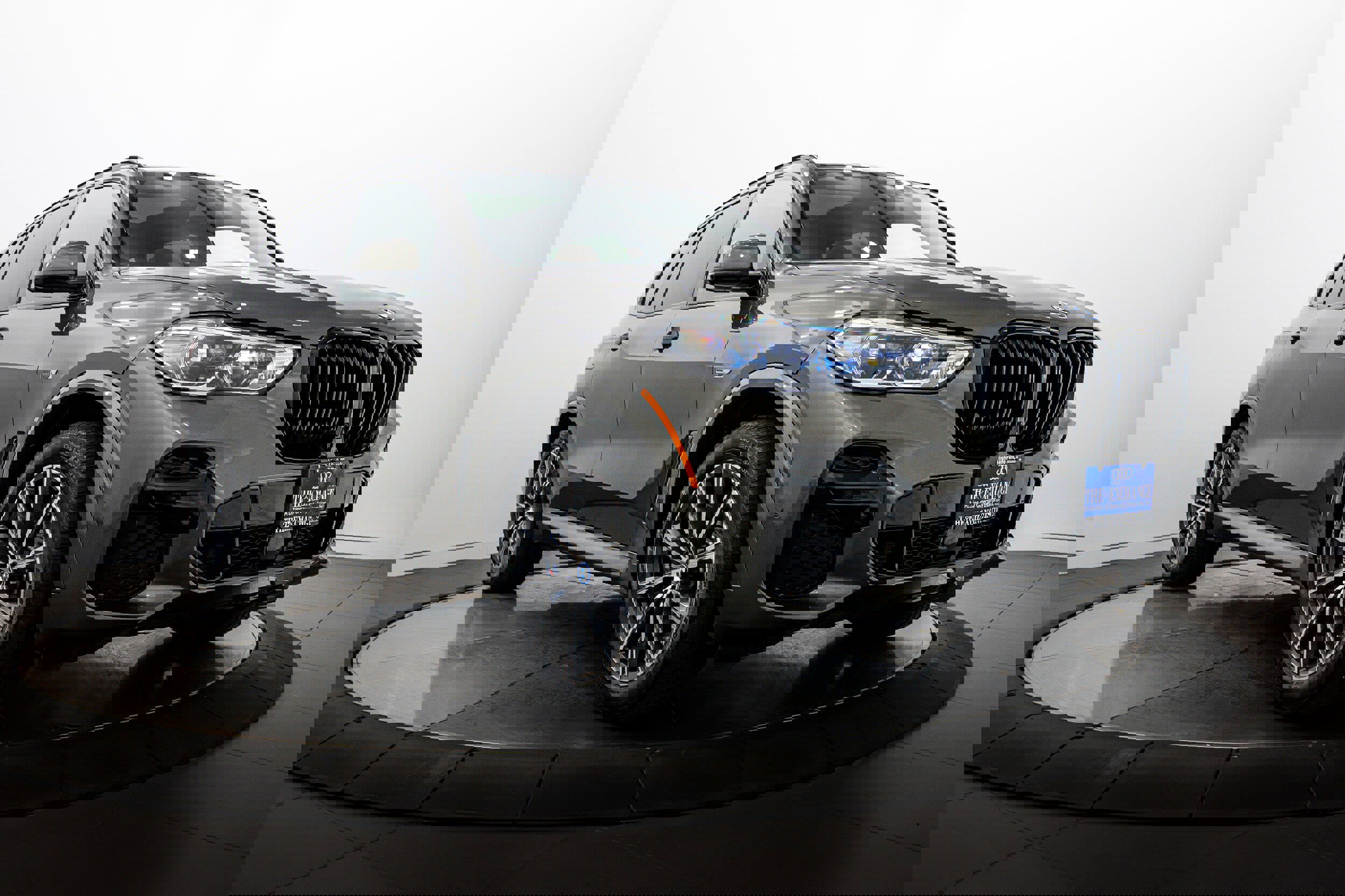 Used 2023 BMW X5 xDrive45e w/ Executive Package image 1