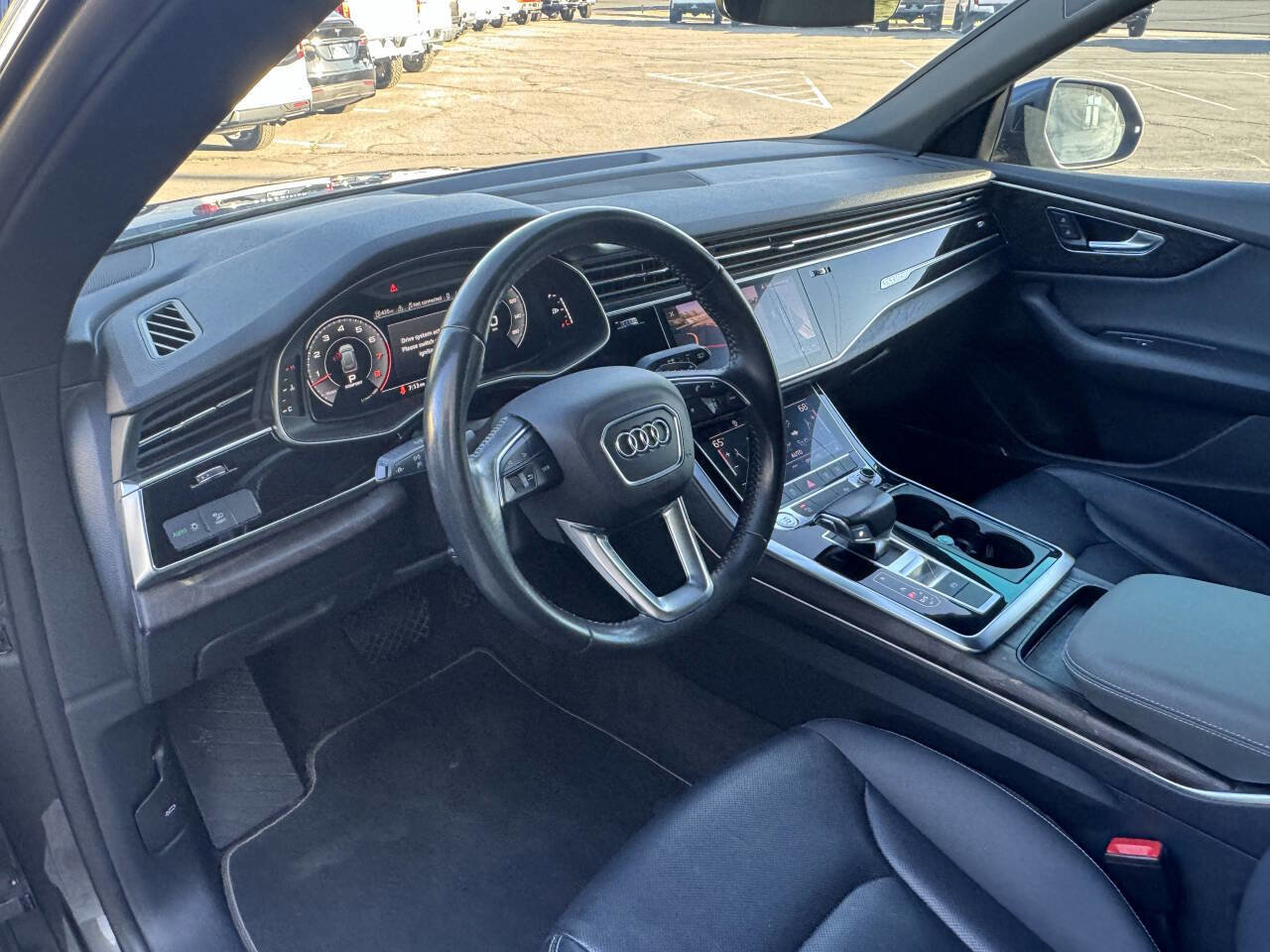 Used 2019 Audi Q8 Premium Plus AWD/4WD image 22