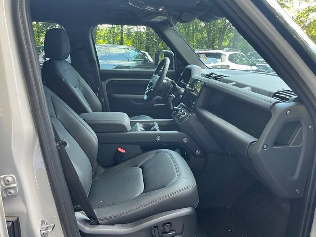 Used 2026 Land Rover Defender 110 S AWD/4WD image 11