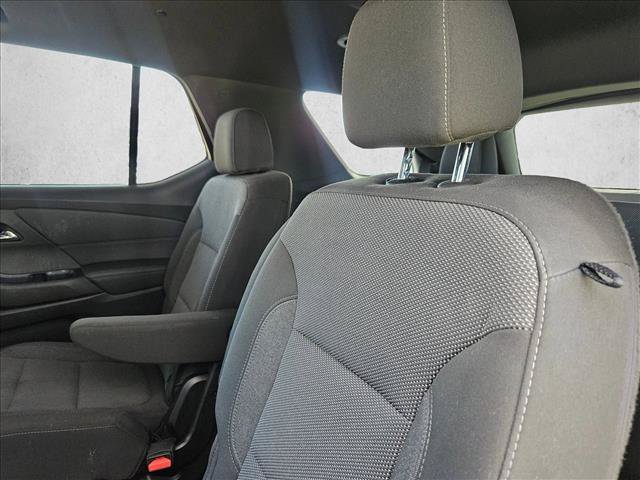Used 2023 Chevrolet Traverse LT FWD image 14