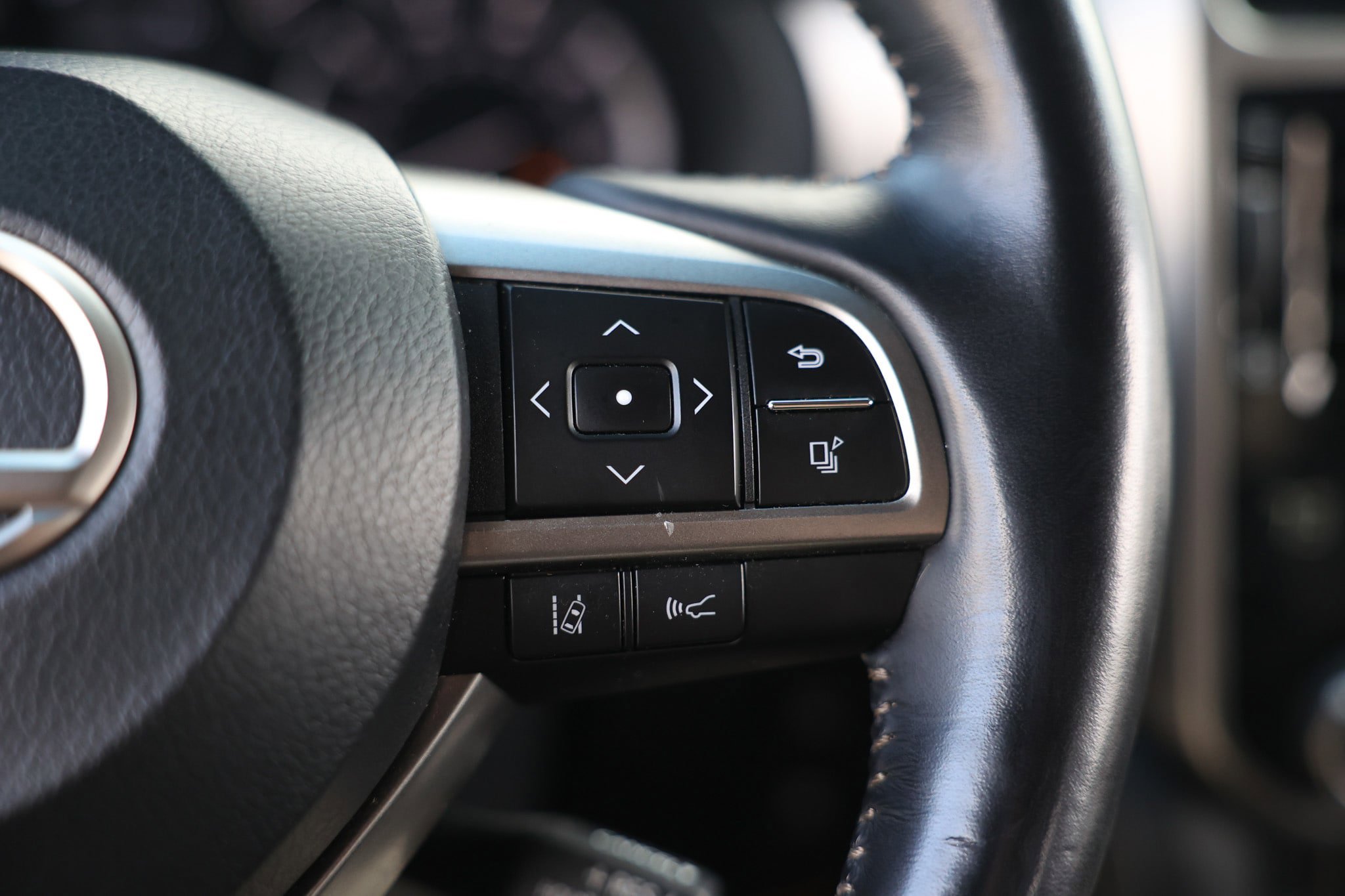 Used 2023 Lexus GX 460 Premium AWD/4WD image 32