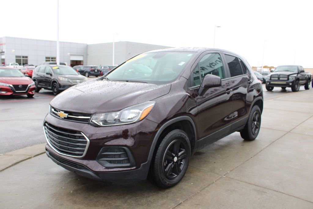 Used 2021 Chevrolet Trax LS w/ Tint and Cruise Package image 3