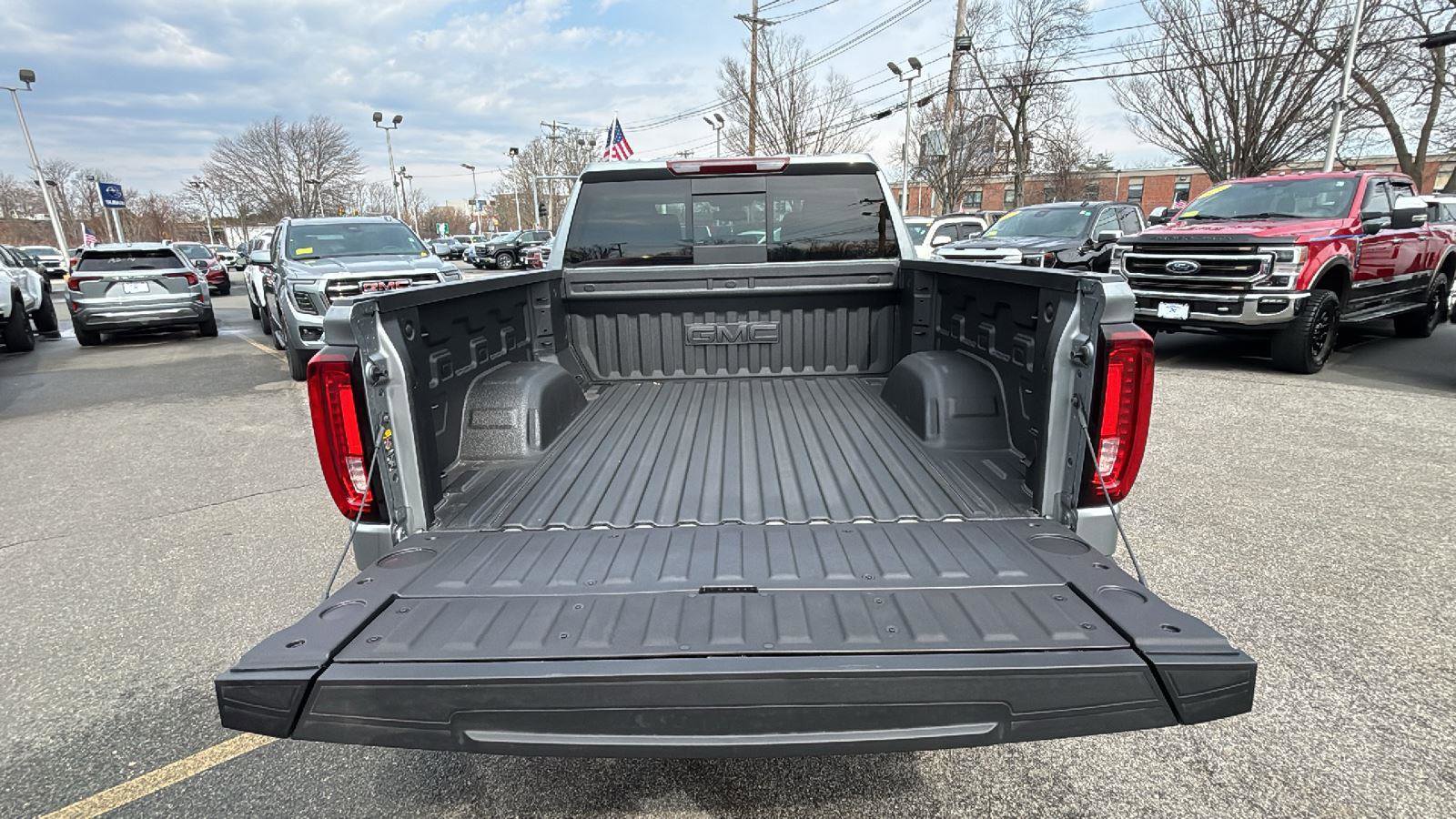 New 2026 GMC Sierra 1500 SLT w/ SLT Premium Plus Package image 34