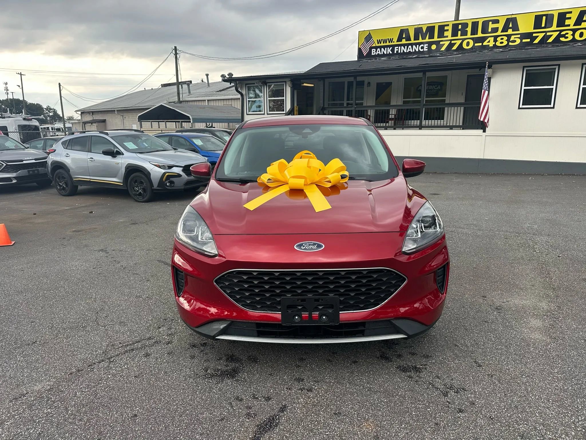 Used 2021 Ford Escape SE w/ Cold Weather Package image 5