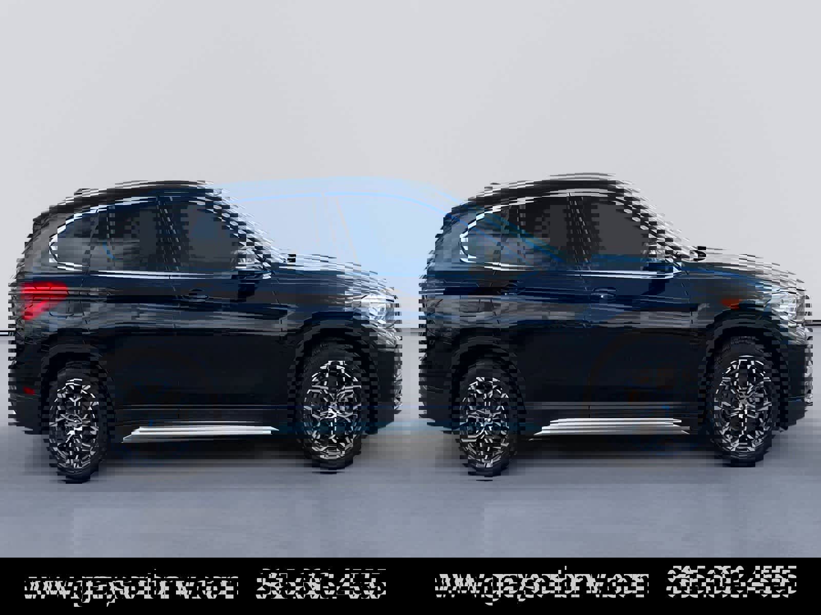 Used 2021 BMW X1 xDrive28i w/ Convenience Package image 2