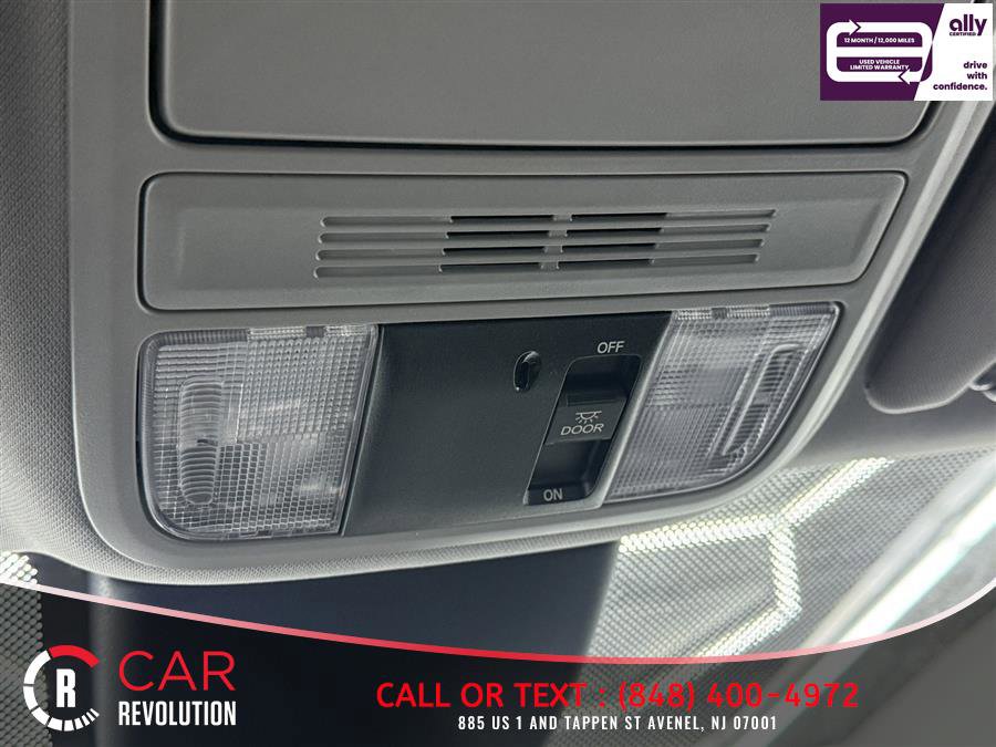 Used 2022 Honda Odyssey EX image 24