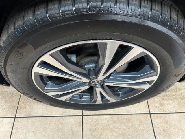 Used 2019 Nissan Rogue SV w/ Premium Package FWD image 21
