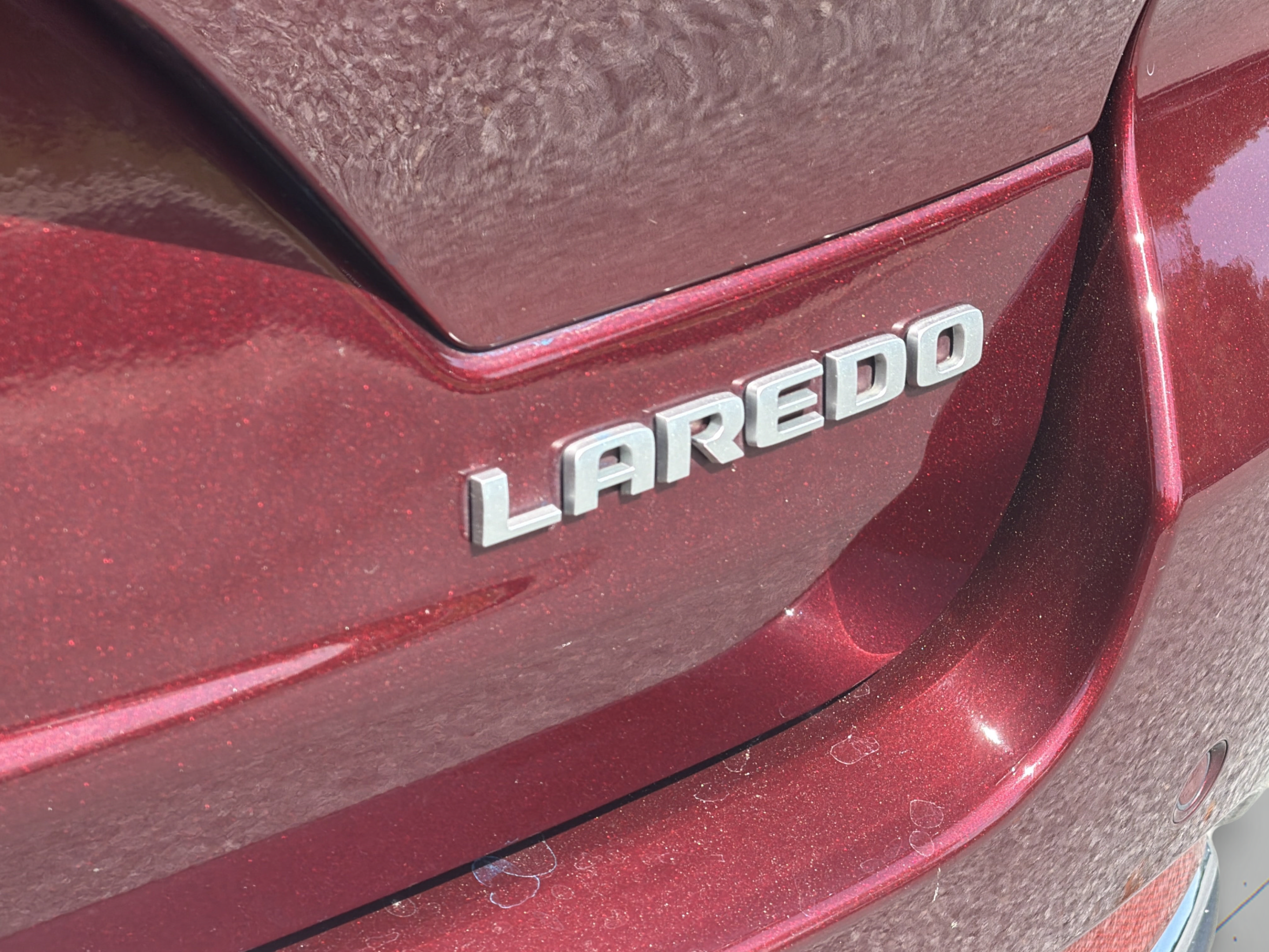 Used 2025 Jeep Grand Cherokee Laredo X RWD image 27
