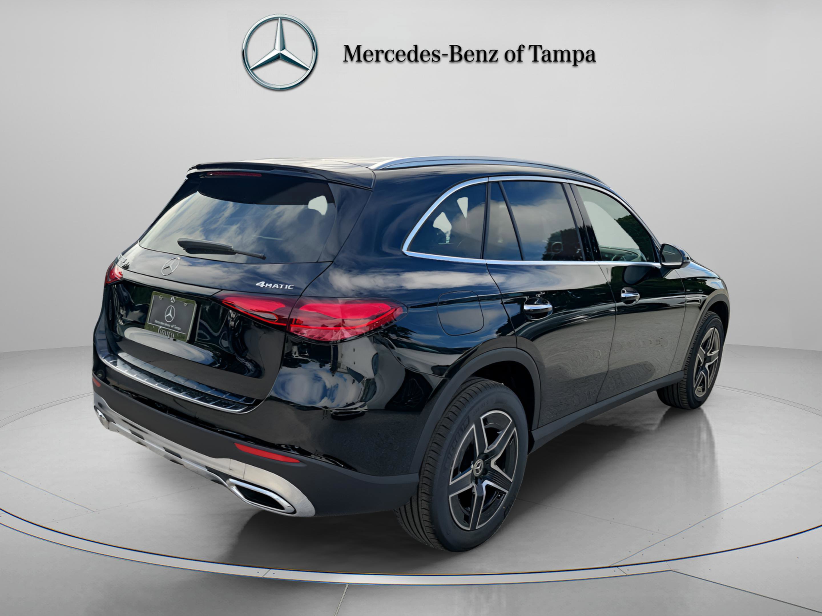 Certified 2026 Mercedes-Benz GLC 300 4MATIC image 4