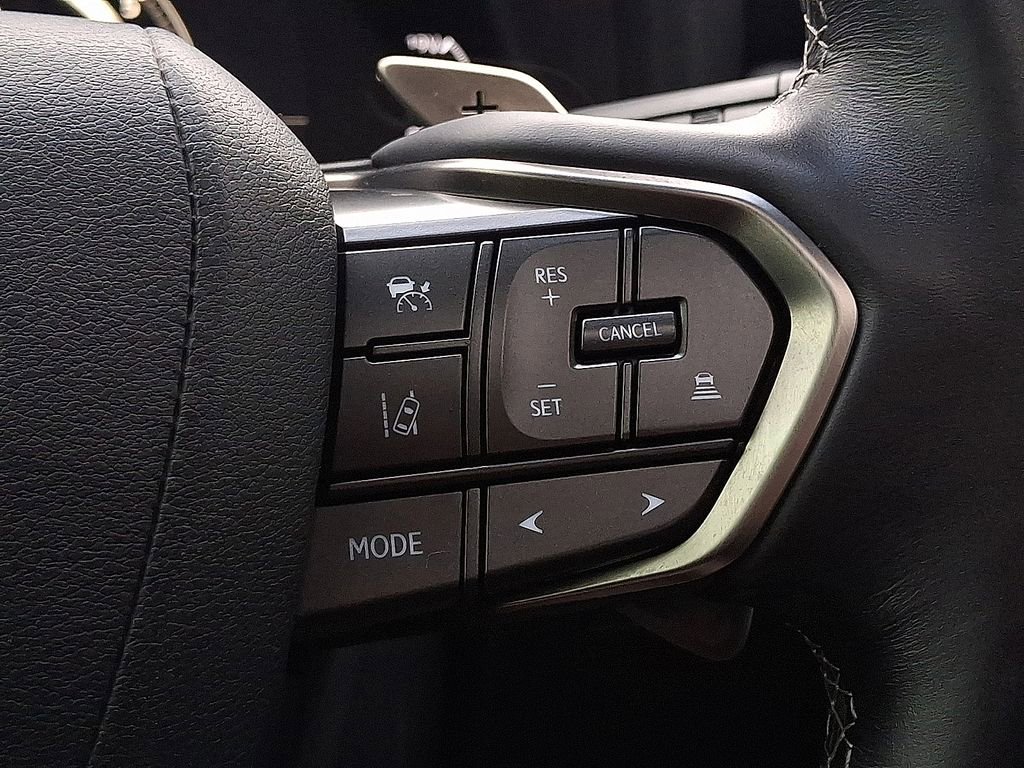 Used 2023 Lexus LX 600 4WD w/ Appearance Package image 16