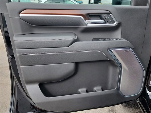 New 2026 GMC Sierra 2500 Denali w/ Denali Reserve Package image 15